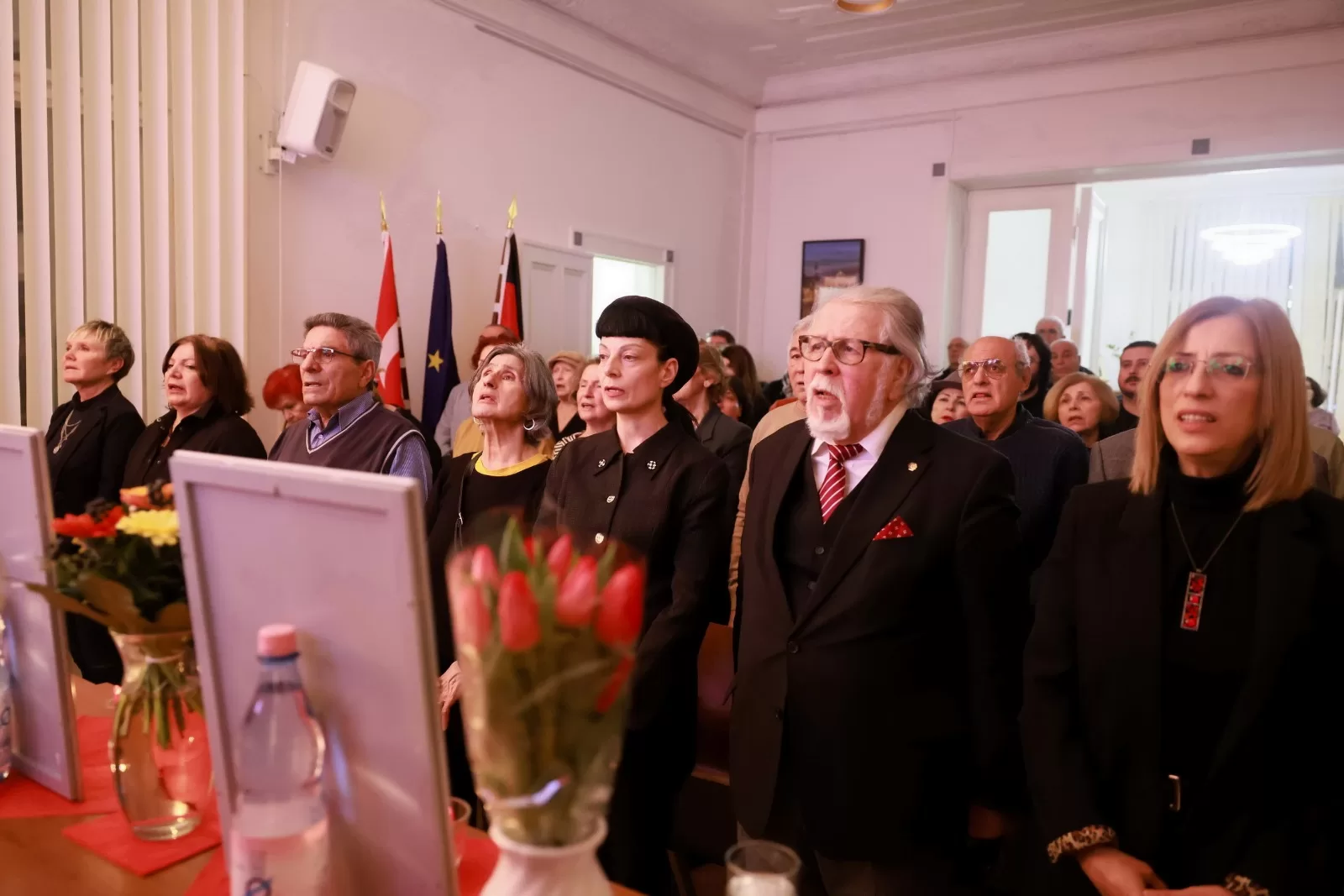 “Silah değil, kalem kullanan yürekli insanlar yok edilemez”