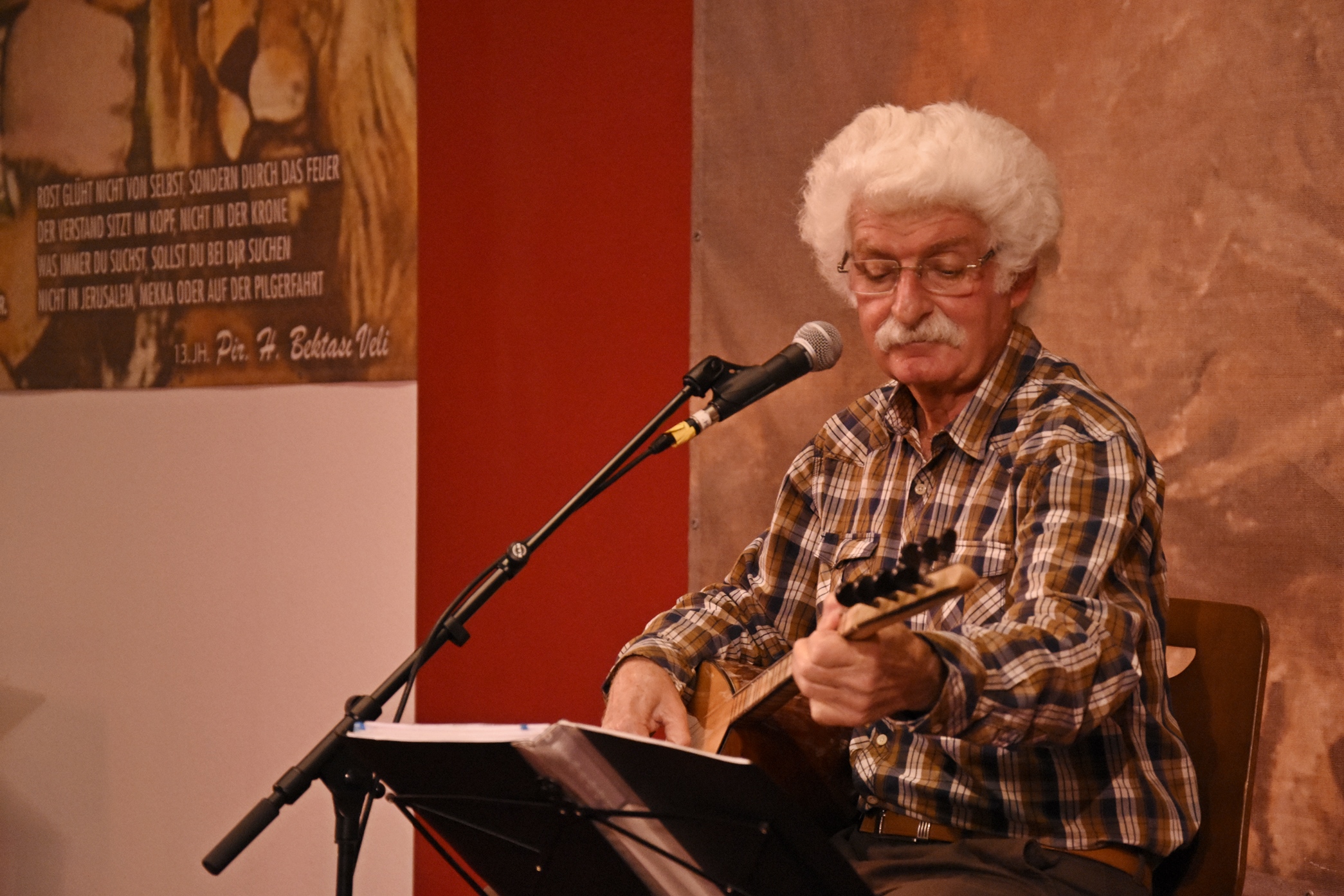 Sadık Gürbüz Berlin`de Sevenleriyle Buluştu
