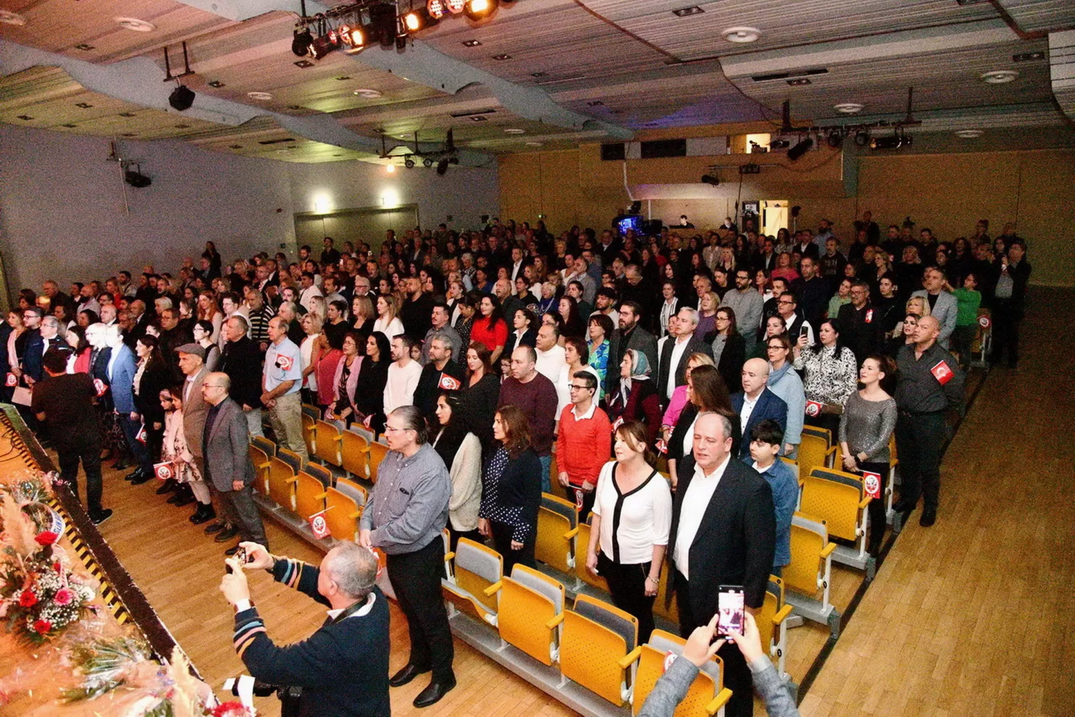 Eski Dostlar Korosu’ndan ‘Cumhuriyetin 100. Yılı’ konseri