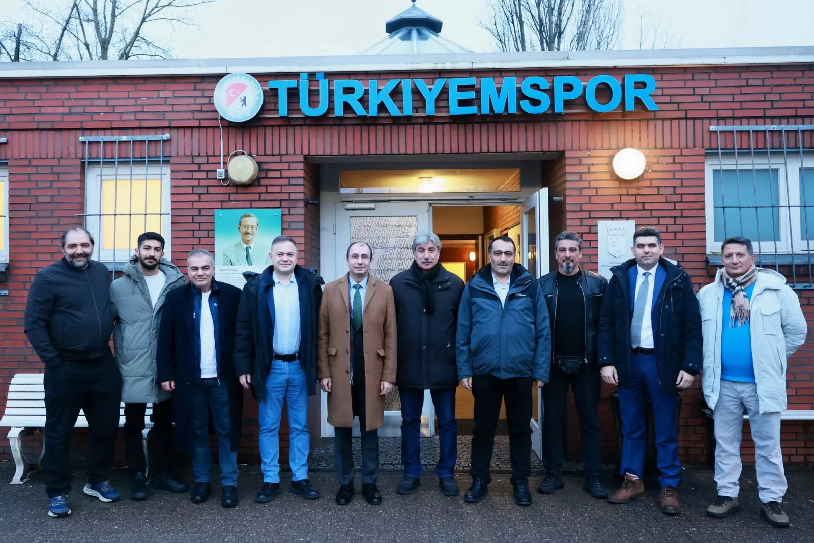 Başkonsolos Şanlı Berlin Türkiyemspor’u ziyaret etti