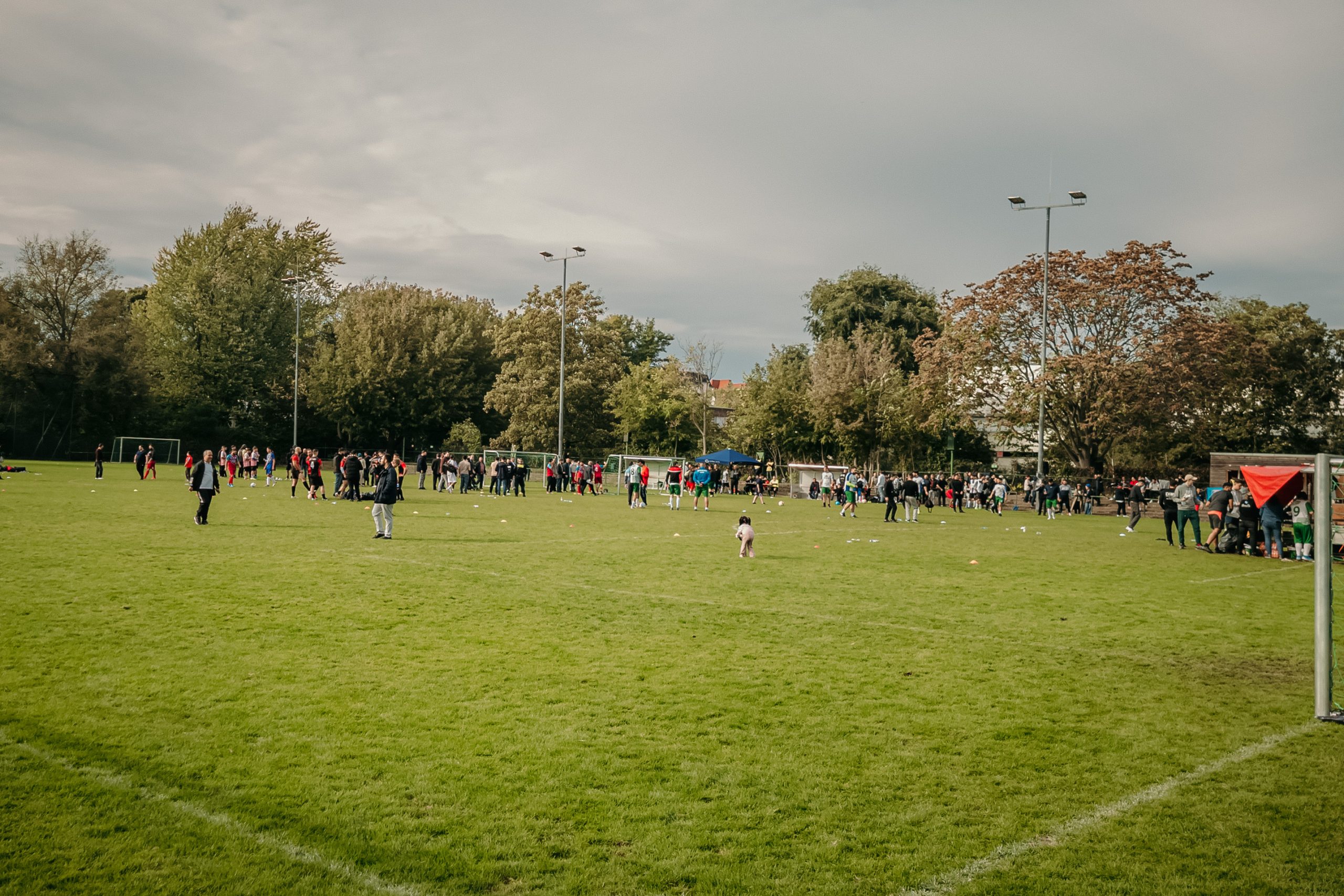 MÜSİAD Berlin futbol turnuvası düzenledi