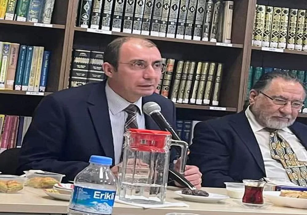 Berlin Türk Eğitim Derneği ilk iftarını verdi
