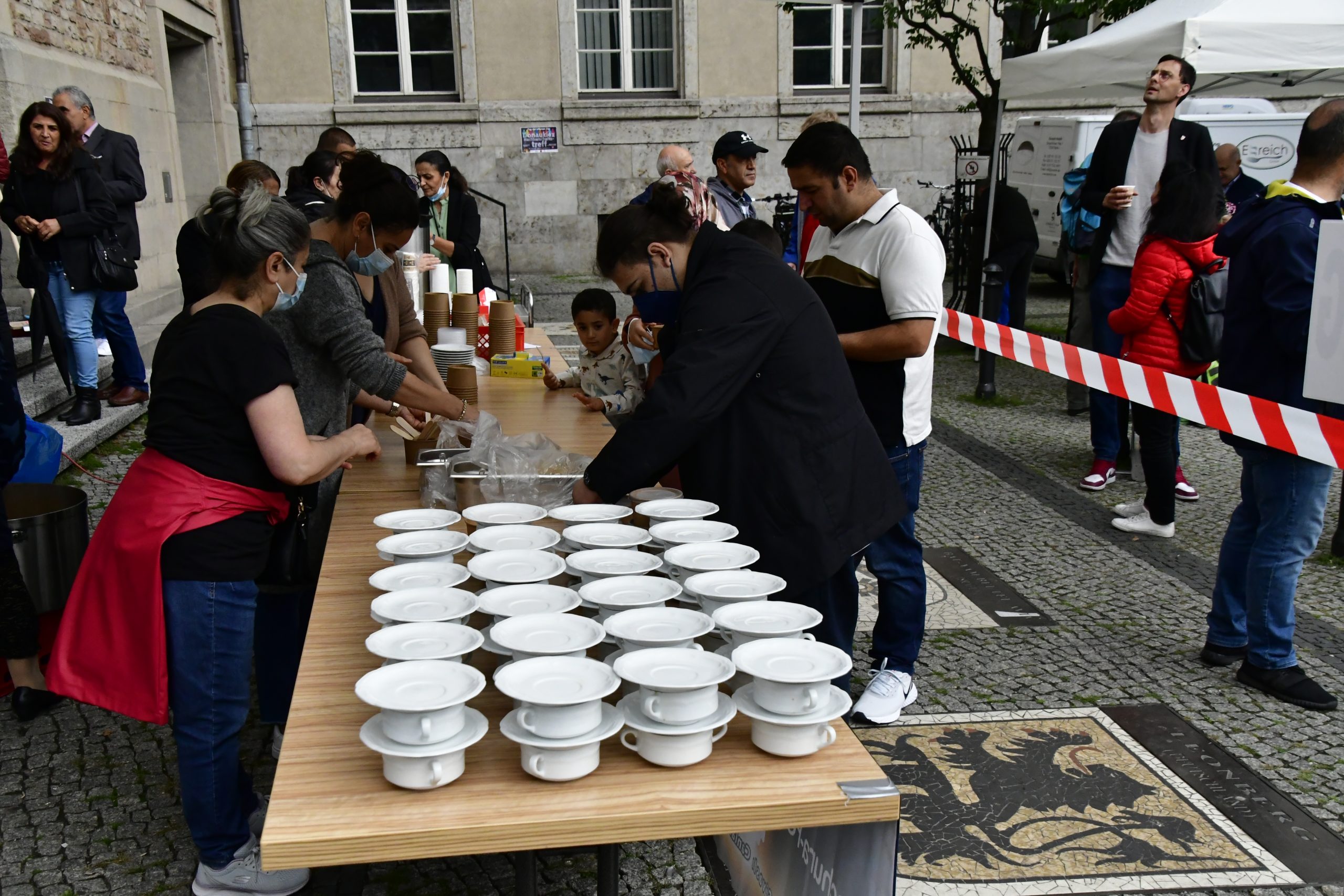 Berlin’de Sivaslı Canlar’dan Aşure