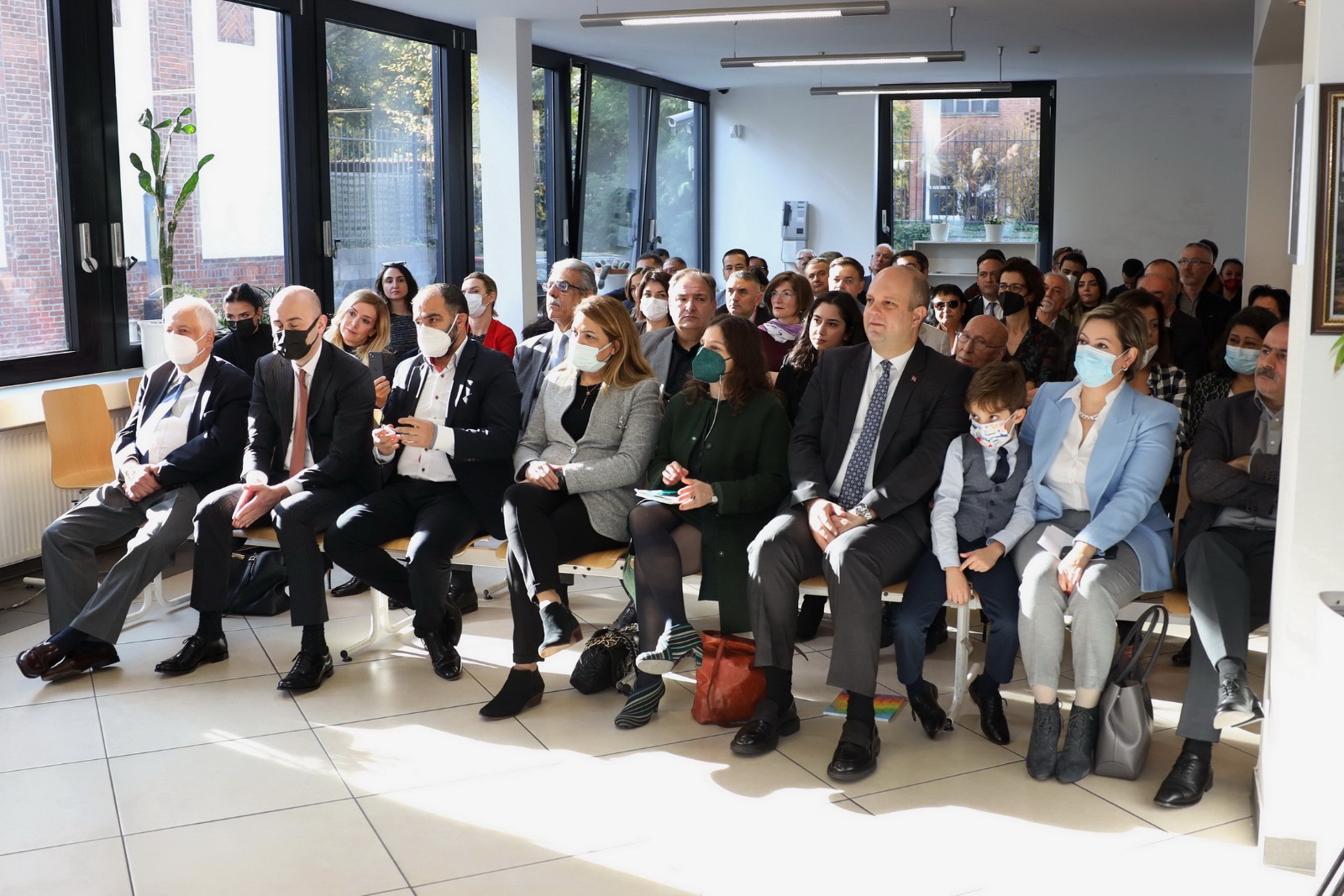 Berlin Başkonsolosluğu`nda 60 Yıllık Başarı Hikayesi başlıklı panel düzenlendi