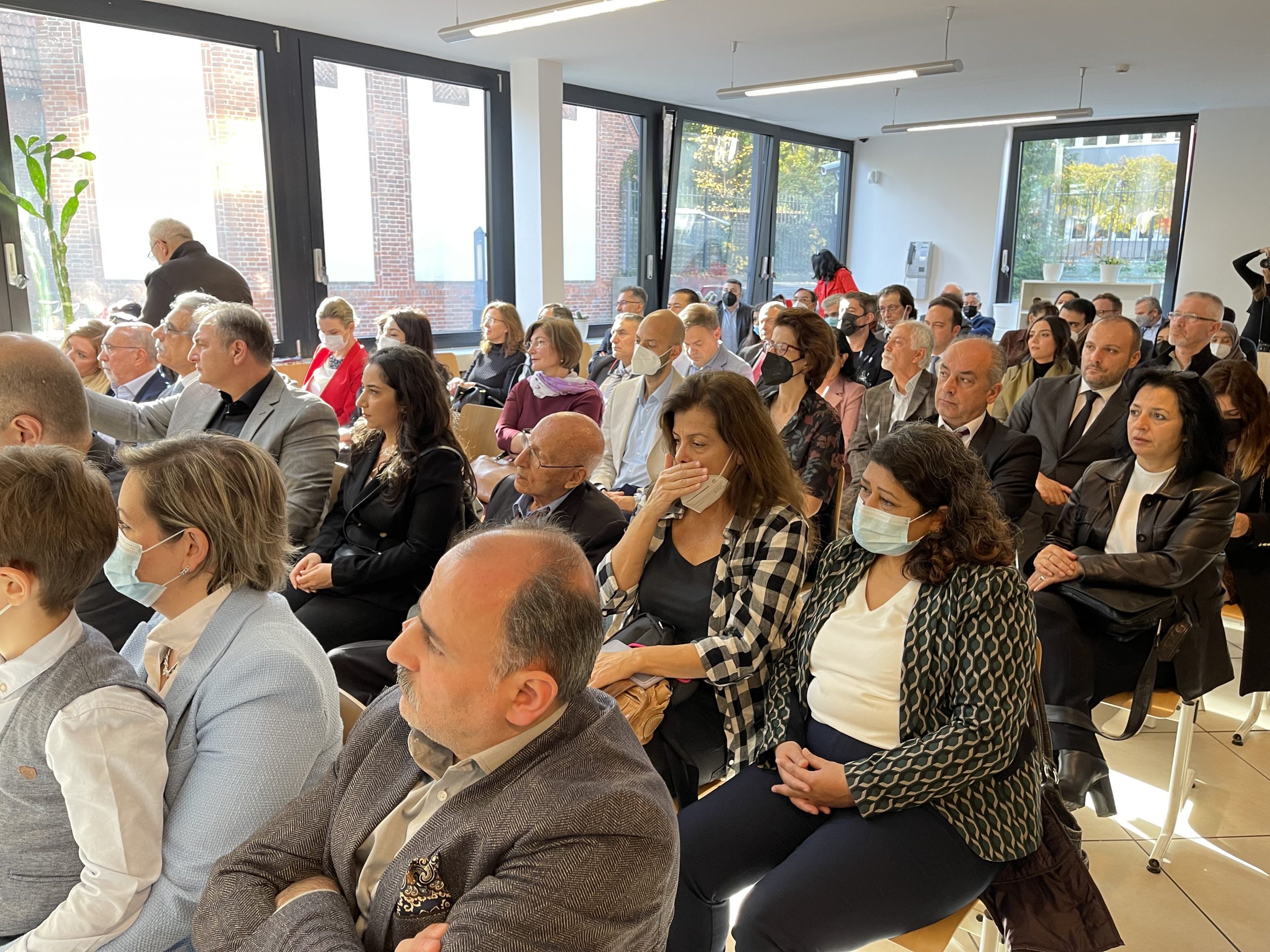Berlin Başkonsolosluğu`nda 60 Yıllık Başarı Hikayesi başlıklı panel düzenlendi