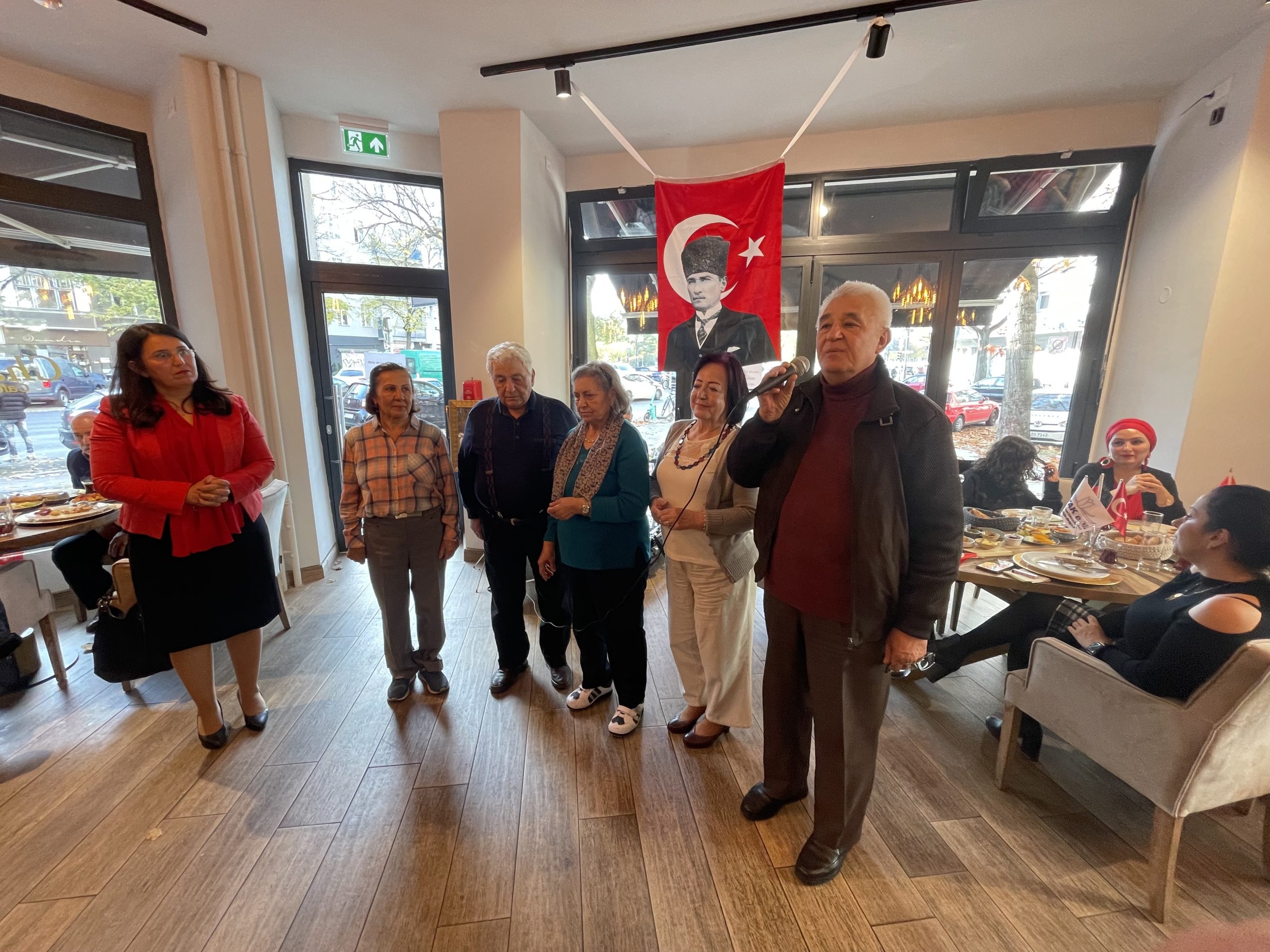 BETAK, Cumhuriyet`in 98. ve Almanya`ya göçün 60. Yılını kutladı
