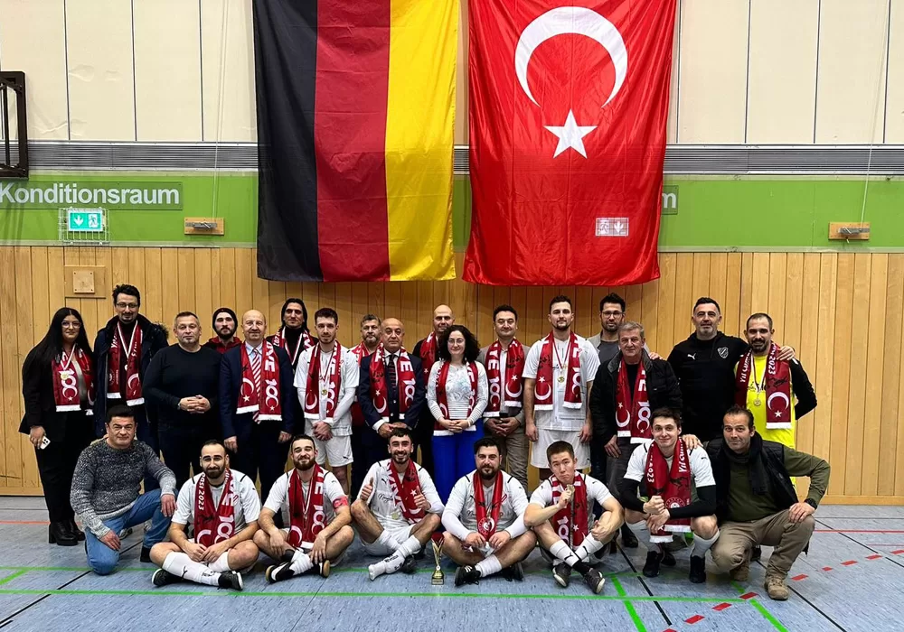 Nürnberg’de 100. Yıl Atatürk ve Cumhuriyet Kupası Schweinfurt Türkiyemspor’un