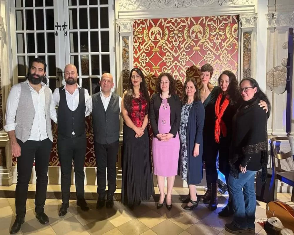 Yunus Emre'den Aşık Veysel'e Türküler ve şiirler dinlendi
