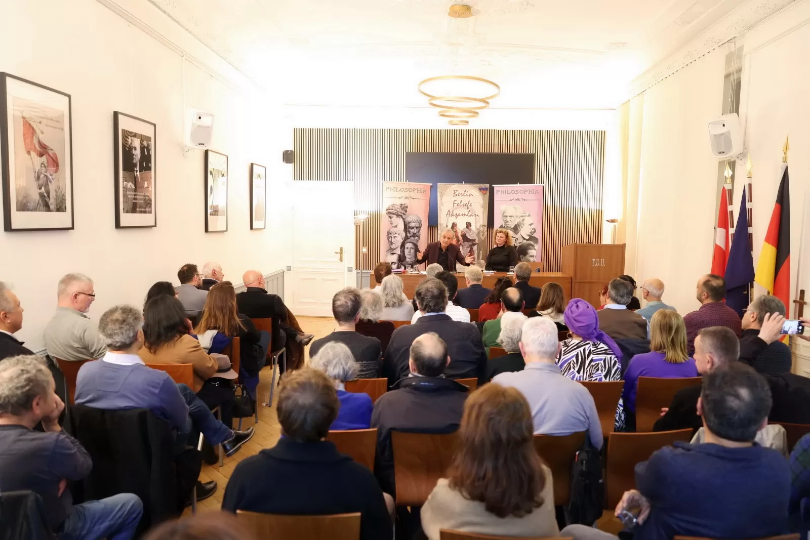 Berlin Felsefe Akşamları’nın 76.’sı TDU’da yapıldı