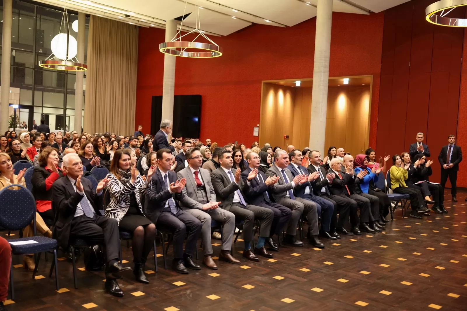 ‘24 Kasım Öğretmenler Günü’ Berlin Büyükelçiliği’nde anlamlı bir törenle kutlandı