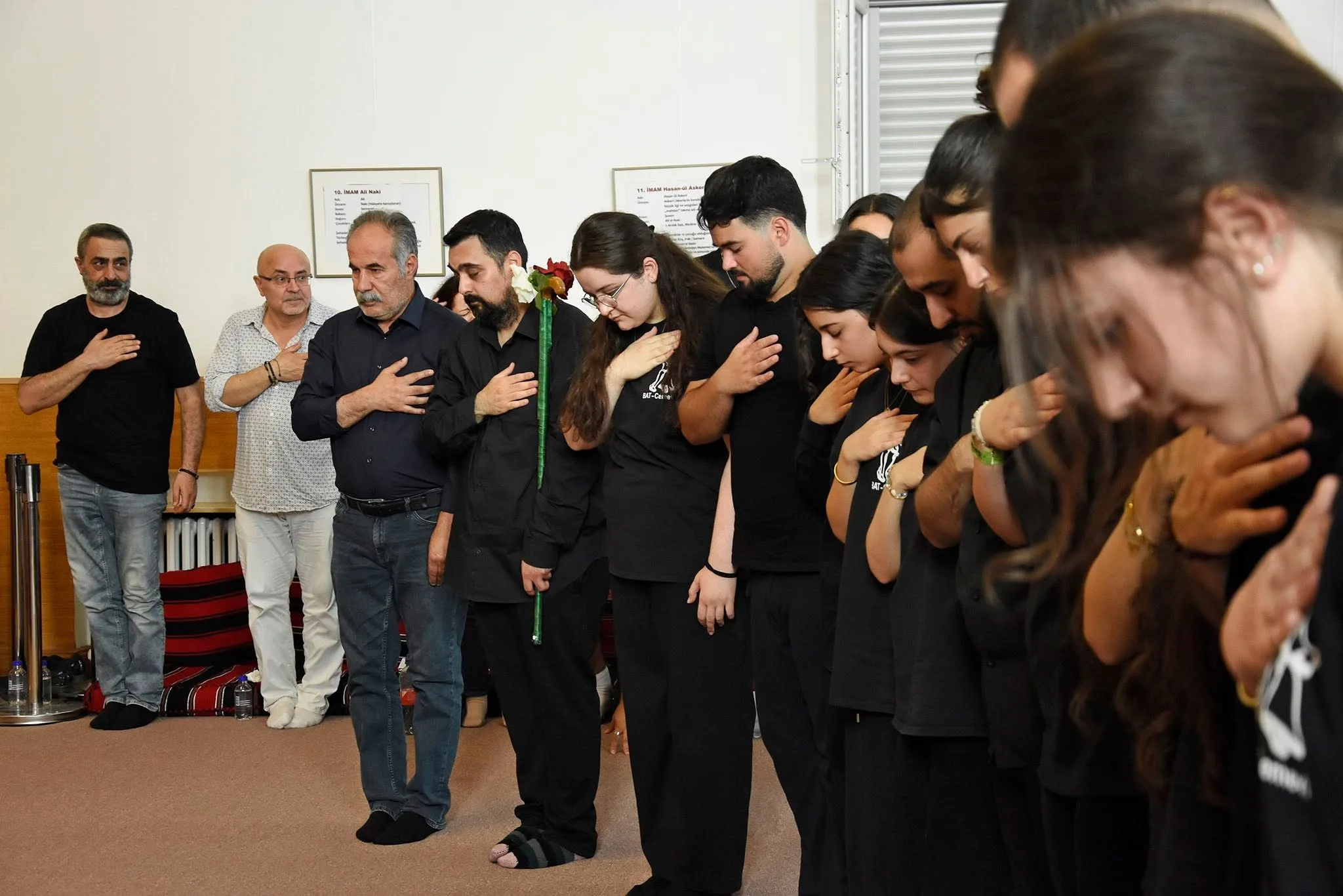 Berlin’de Muharrem Ayı, Aşure Lokması ve Cem Erkanıyla Tamamlandı