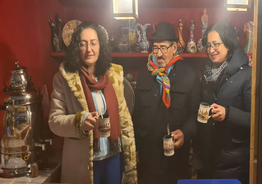 Nürnberg Noel Pazarında Kardeş şehir Antalya standı göz kamaştırdı