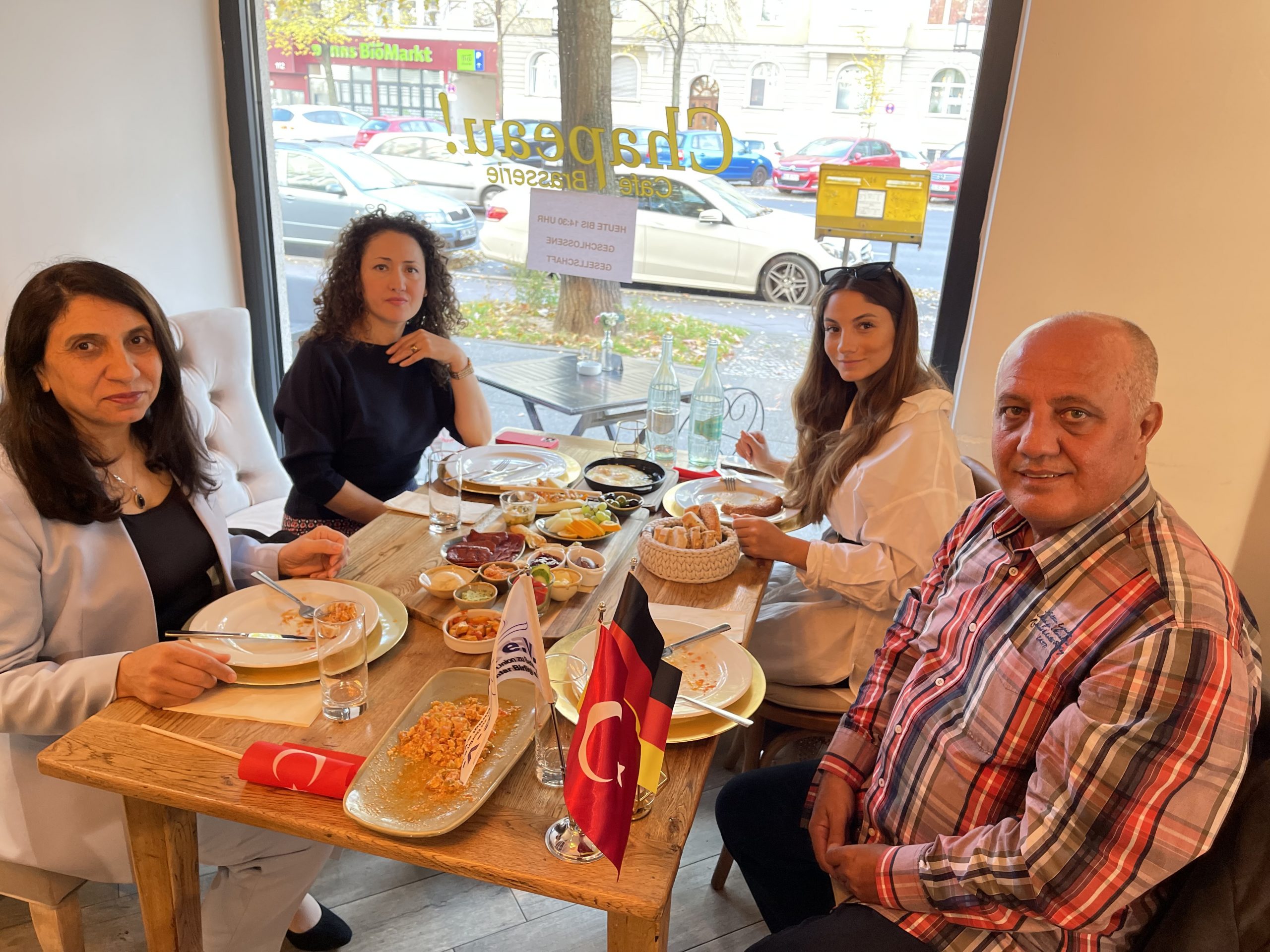 BETAK, Cumhuriyet`in 98. ve Almanya`ya göçün 60. Yılını kutladı