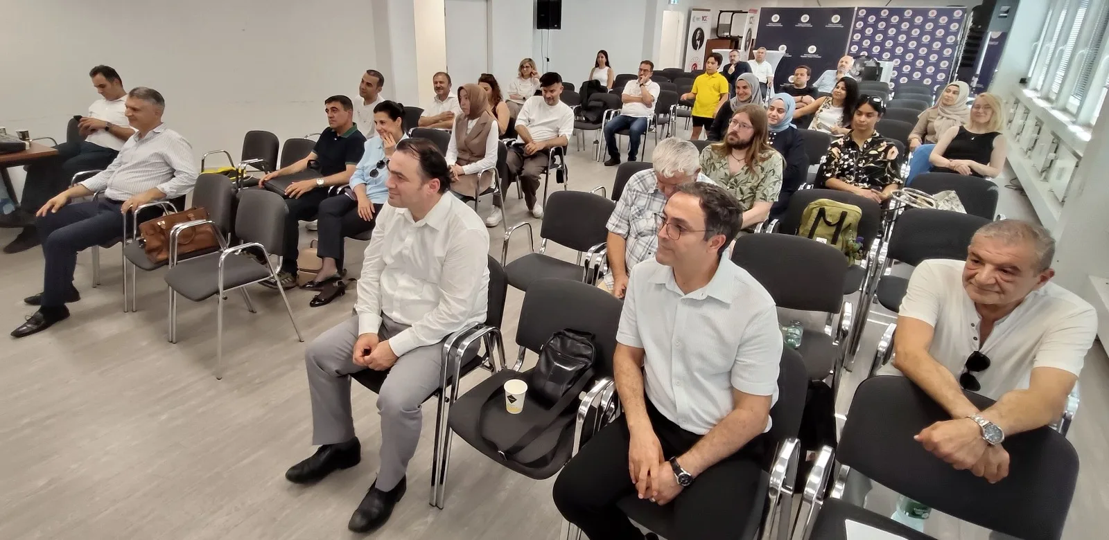 Başkonsolos ve yazarlardan Almanya’da edebiyat sohbeti