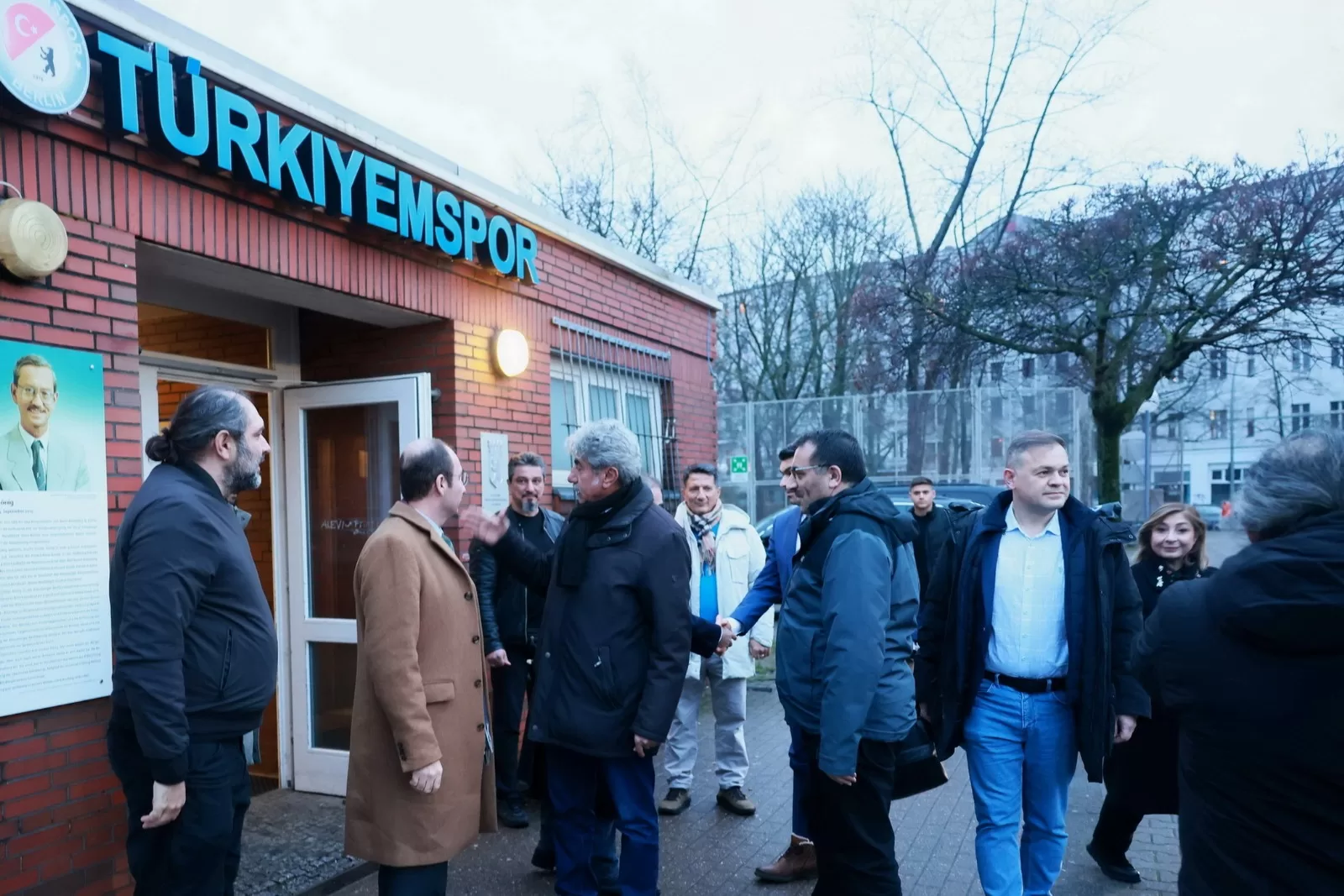 Başkonsolos Şanlı Berlin Türkiyemspor’u ziyaret etti