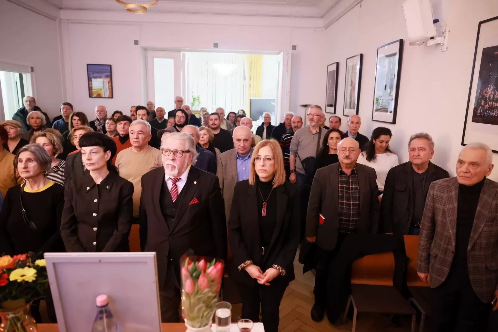 “Silah değil, kalem kullanan yürekli insanlar yok edilemez”