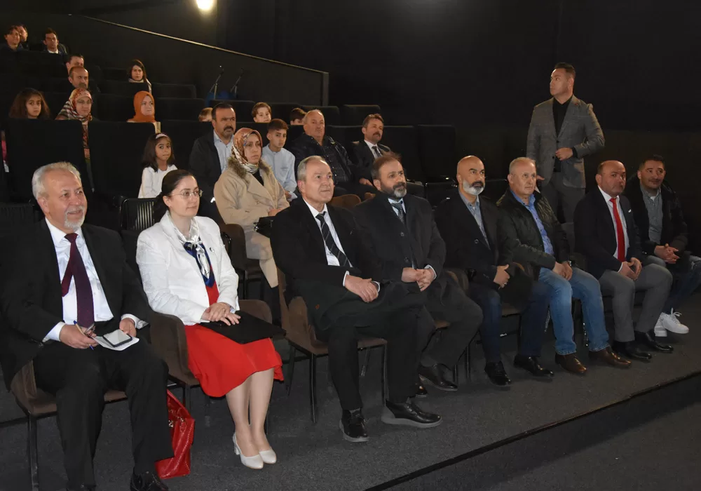 ‘Çanakkale, dünyaya verilmiş bir insanlık dersidir’