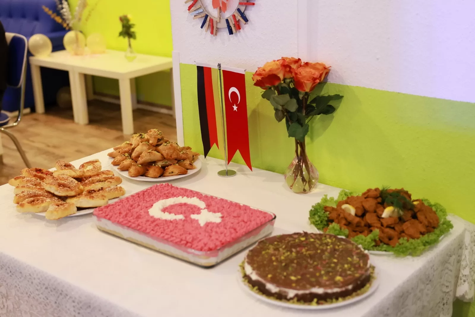 Başkonsolos Şanlı CAN VİTAL Gündüz Bakım Evi’ni ziyaret etti