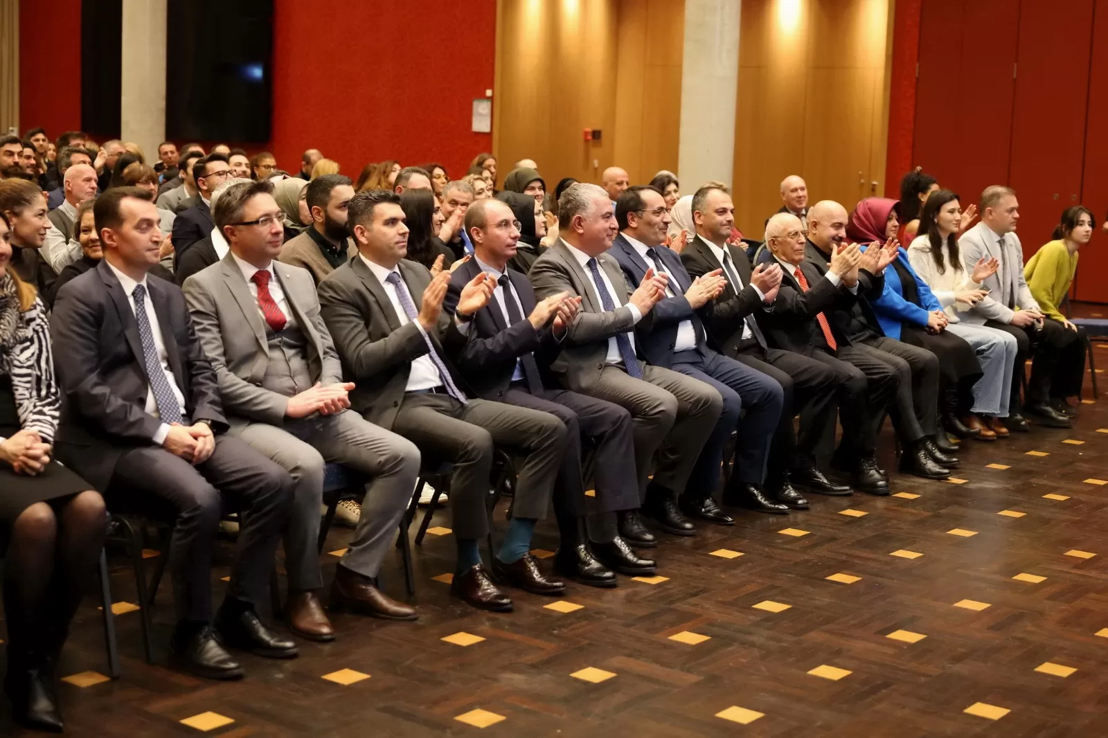 ‘24 Kasım Öğretmenler Günü’ Berlin Büyükelçiliği’nde anlamlı bir törenle kutlandı