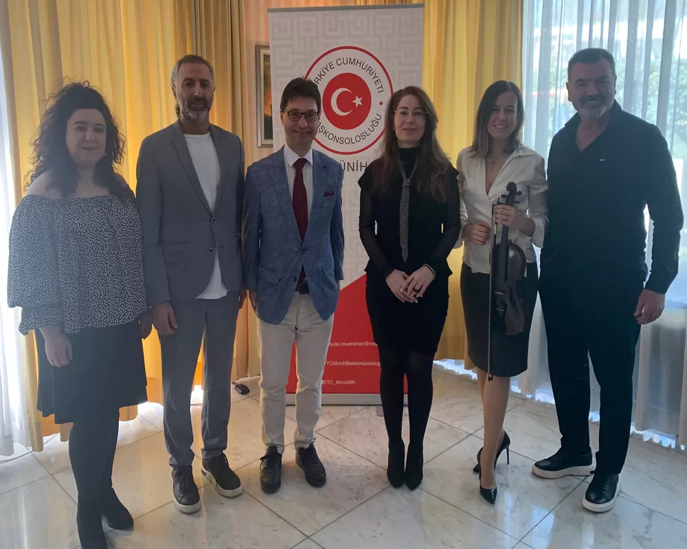 Başkonsolos Süalp Erdoğan Münih’te bir ilke imza attı