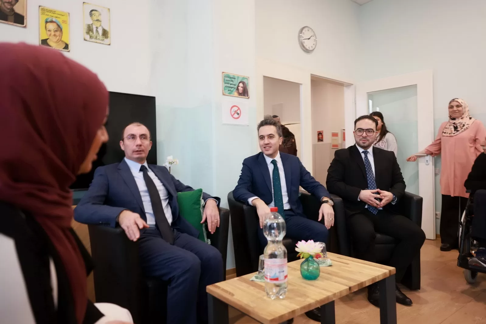 Başkonsolos Şanlı Turkuaz Gündüz Bakım Evi’ni ziyaret etti