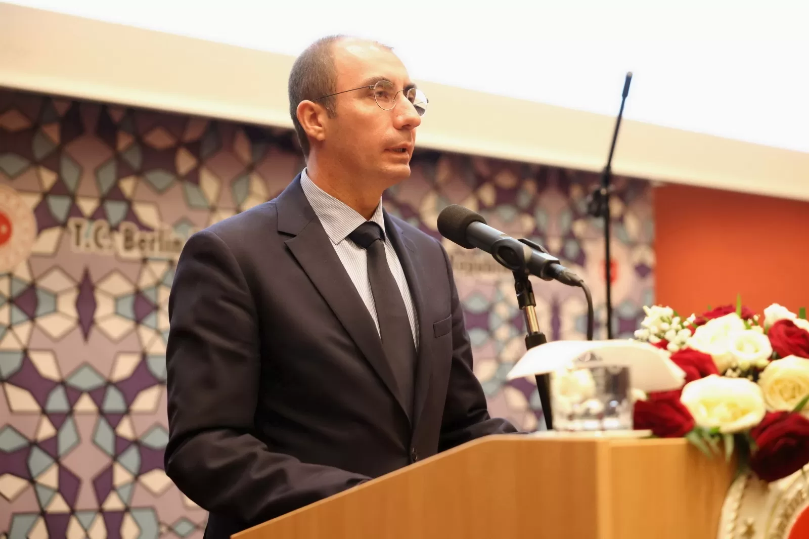 ‘24 Kasım Öğretmenler Günü’ Berlin Büyükelçiliği’nde anlamlı bir törenle kutlandı