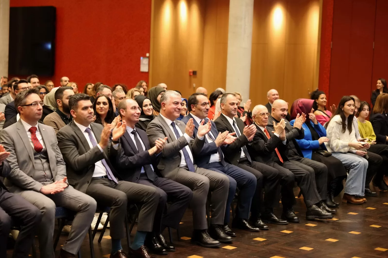 ‘24 Kasım Öğretmenler Günü’ Berlin Büyükelçiliği’nde anlamlı bir törenle kutlandı