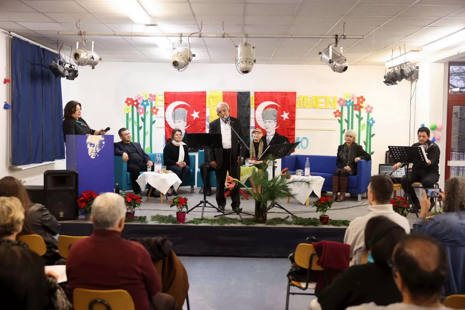 Berlinli Şairler Aziz Nesin İlkokulu’nda buluştu