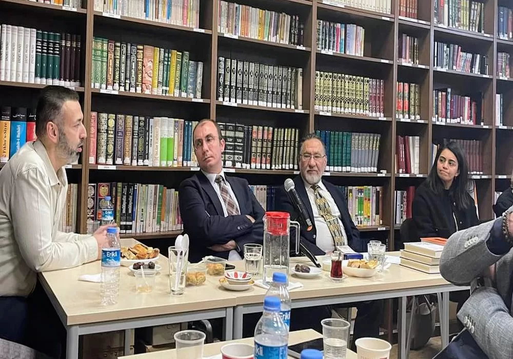 Berlin Türk Eğitim Derneği ilk iftarını verdi