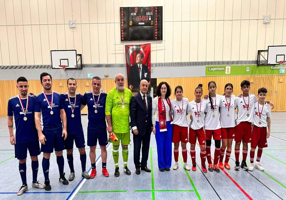 Nürnberg’de 100. Yıl Atatürk ve Cumhuriyet Kupası Schweinfurt Türkiyemspor’un