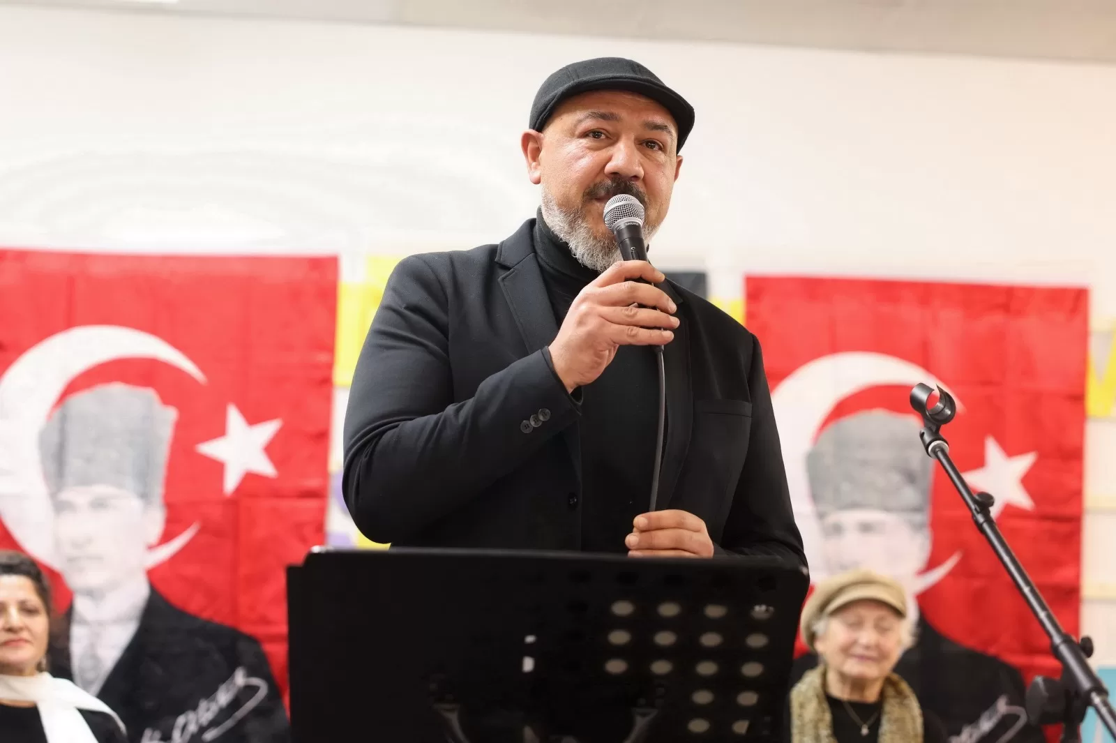 Berlinli Şairler Aziz Nesin İlkokulu’nda buluştu