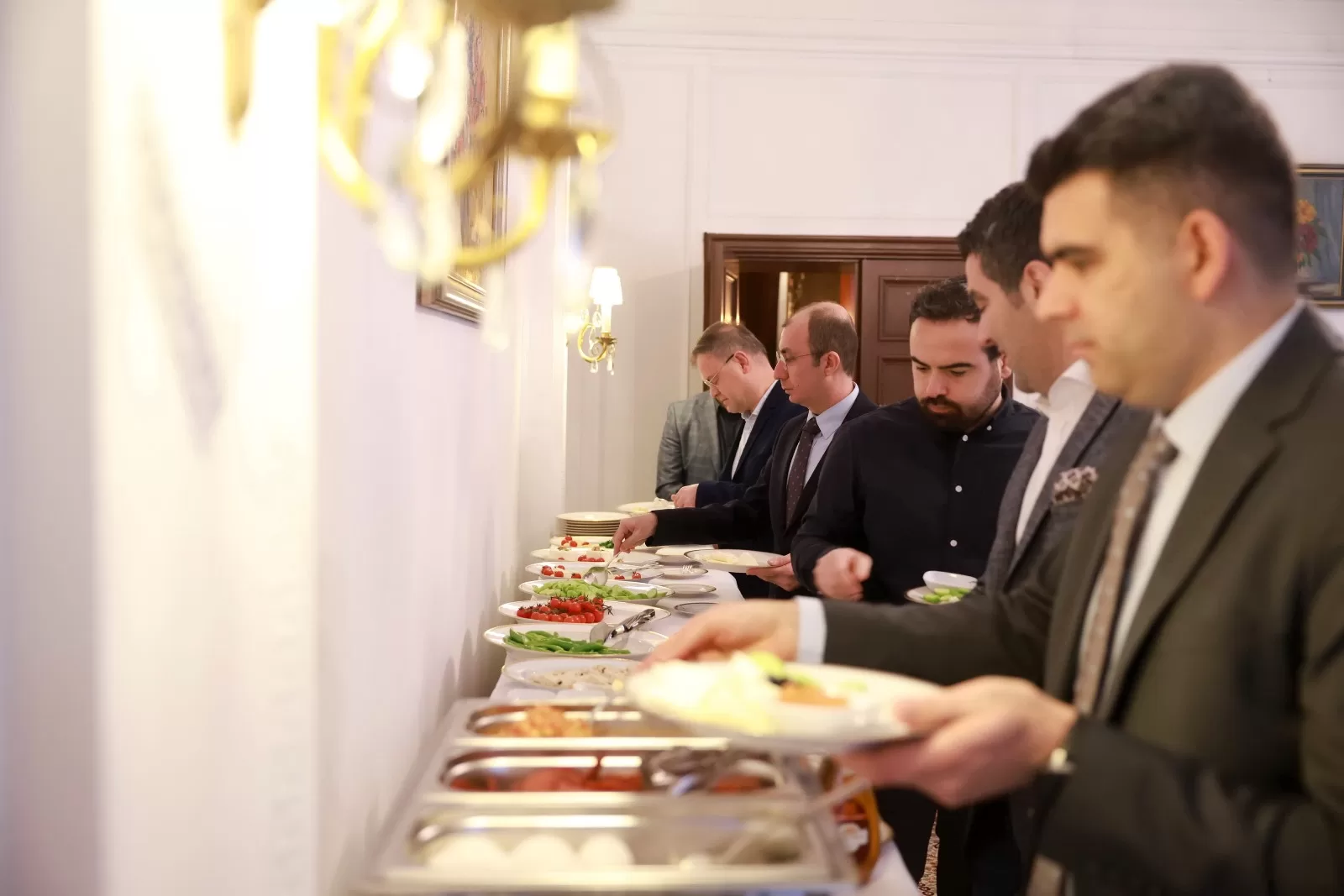 Basın mensupları Berlin Başkonsolosu İlker Okan Şanlı’nın konuğu oldu