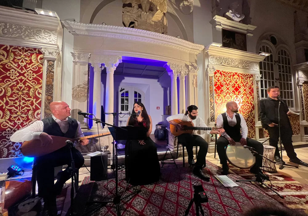 Yunus Emre'den Aşık Veysel'e Türküler ve şiirler dinlendi