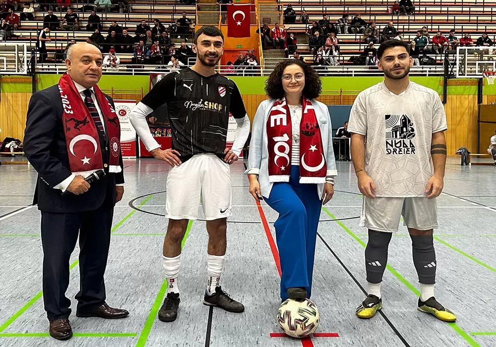 Nürnberg’de 100. Yıl Atatürk ve Cumhuriyet Kupası Schweinfurt Türkiyemspor’un